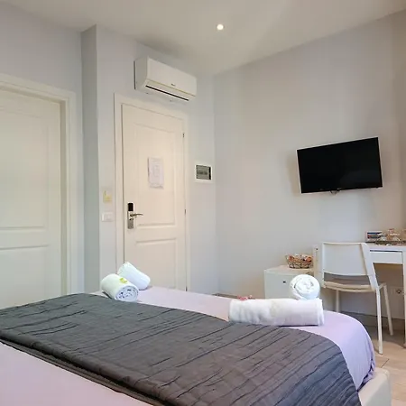 Purple Italy Bed & Breakfast Fiumicino