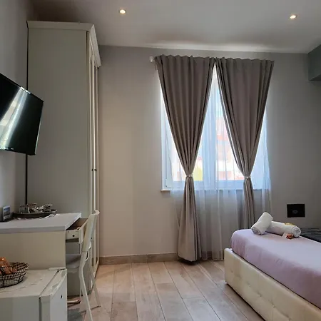 Bed & Breakfast Purple Italy Fiumicino