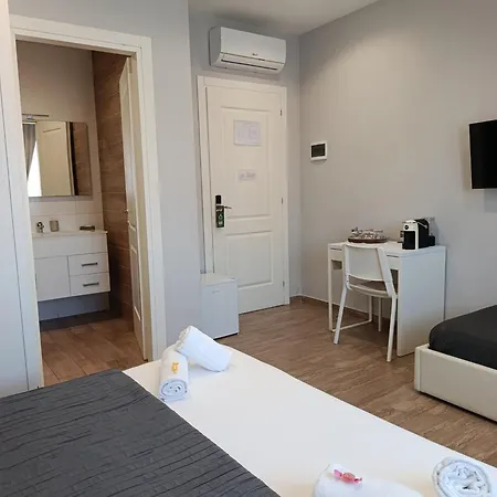 Purple Italy Bed & Breakfast 3*