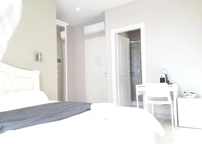 Panzió Purple Italy 3*